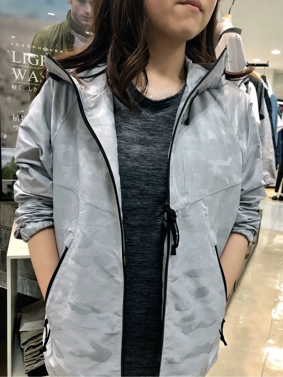 JOSEPH ABBOUD Konda コーディネート画像