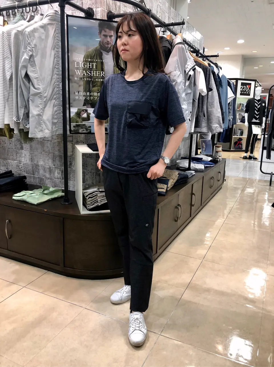 JOSEPH ABBOUD Konda コーディネート画像