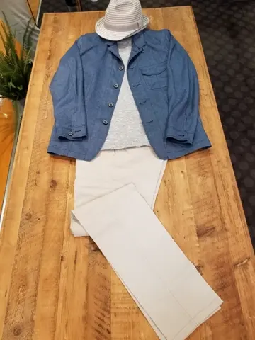 JOSEPH ABBOUD スタッフ コーディネート画像