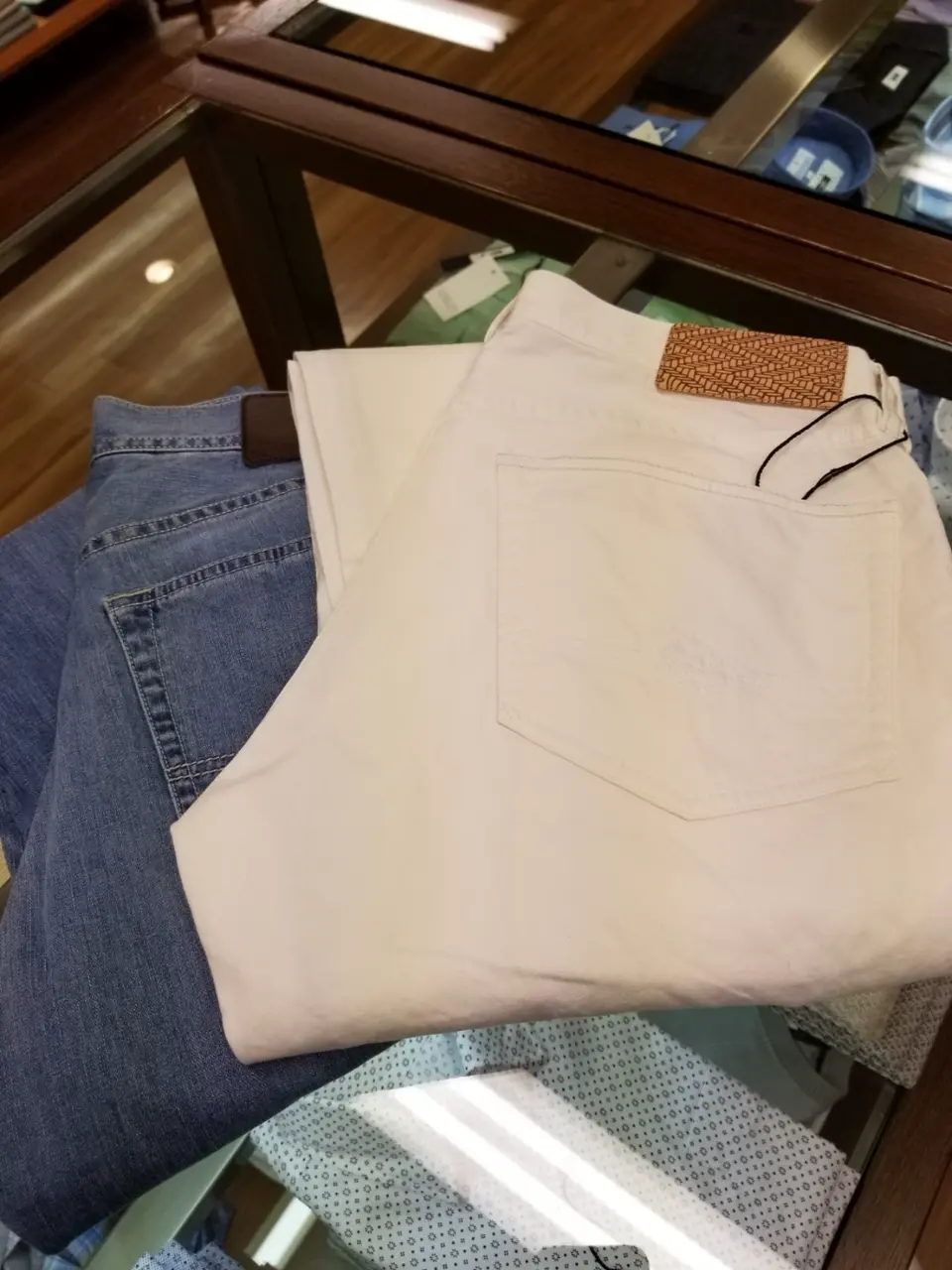 JOSEPH ABBOUD 藤川 コーディネート画像