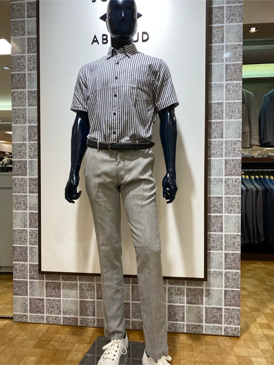 JOSEPH ABBOUD 瀬野 コーディネート画像