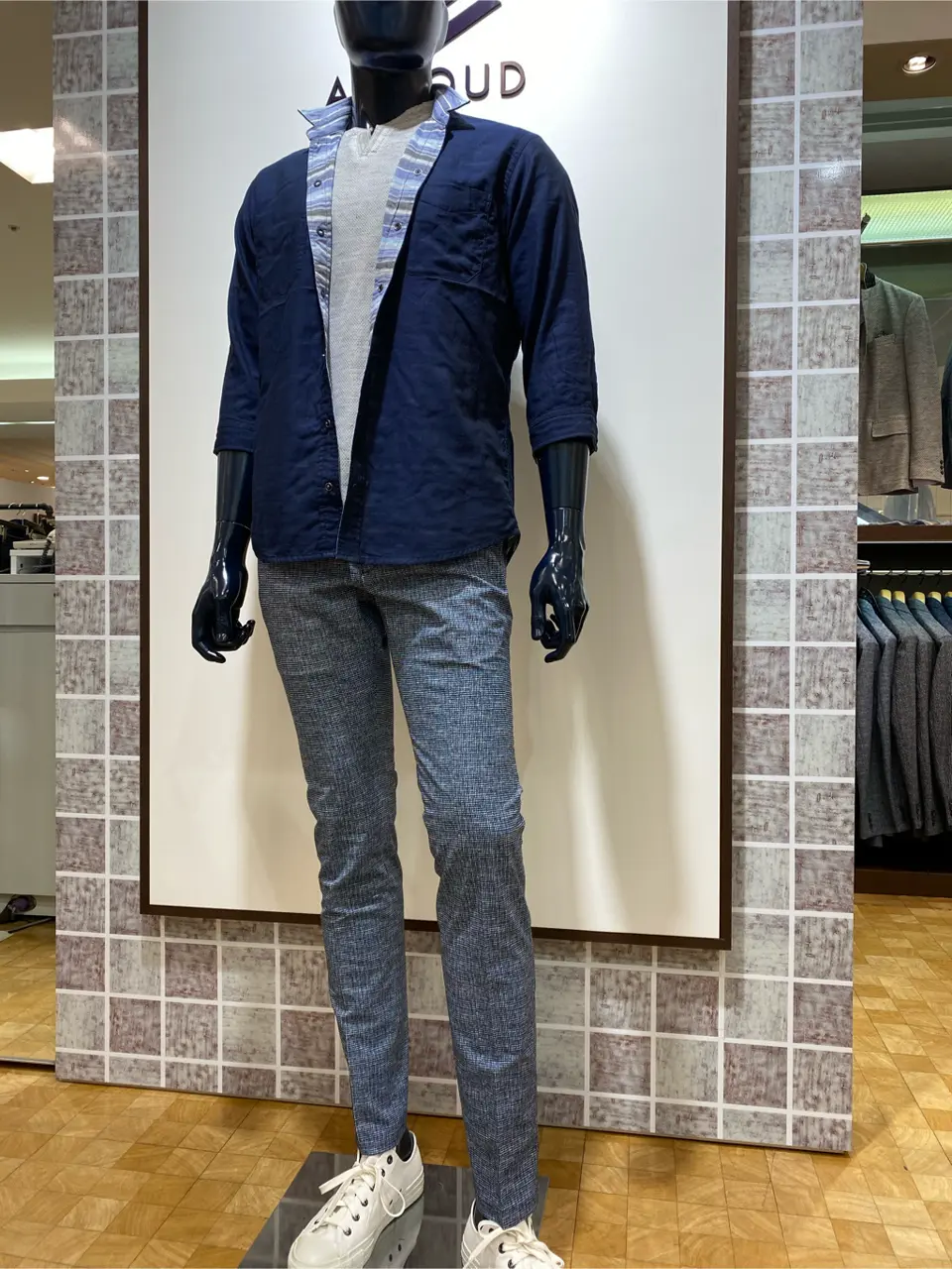 JOSEPH ABBOUD 瀬野 コーディネート画像