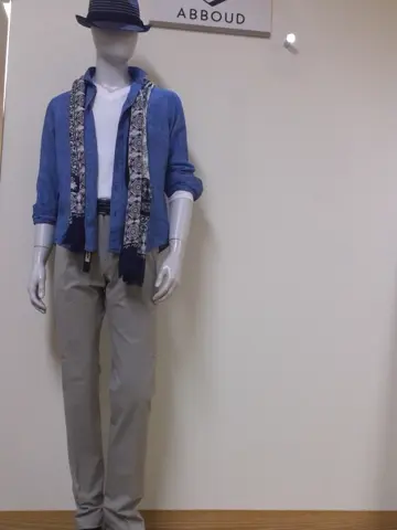 JOSEPH ABBOUD 平林 コーディネート画像