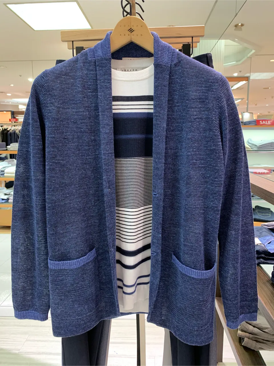 JOSEPH ABBOUD 若山 コーディネート画像