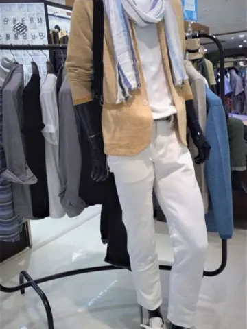 JOSEPH ABBOUD 前田 コーディネート画像