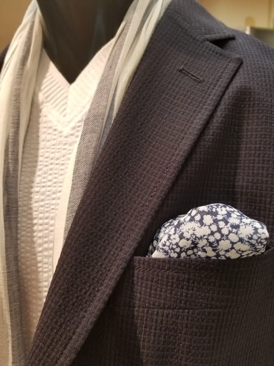 JOSEPH ABBOUD 藤川 コーディネート画像