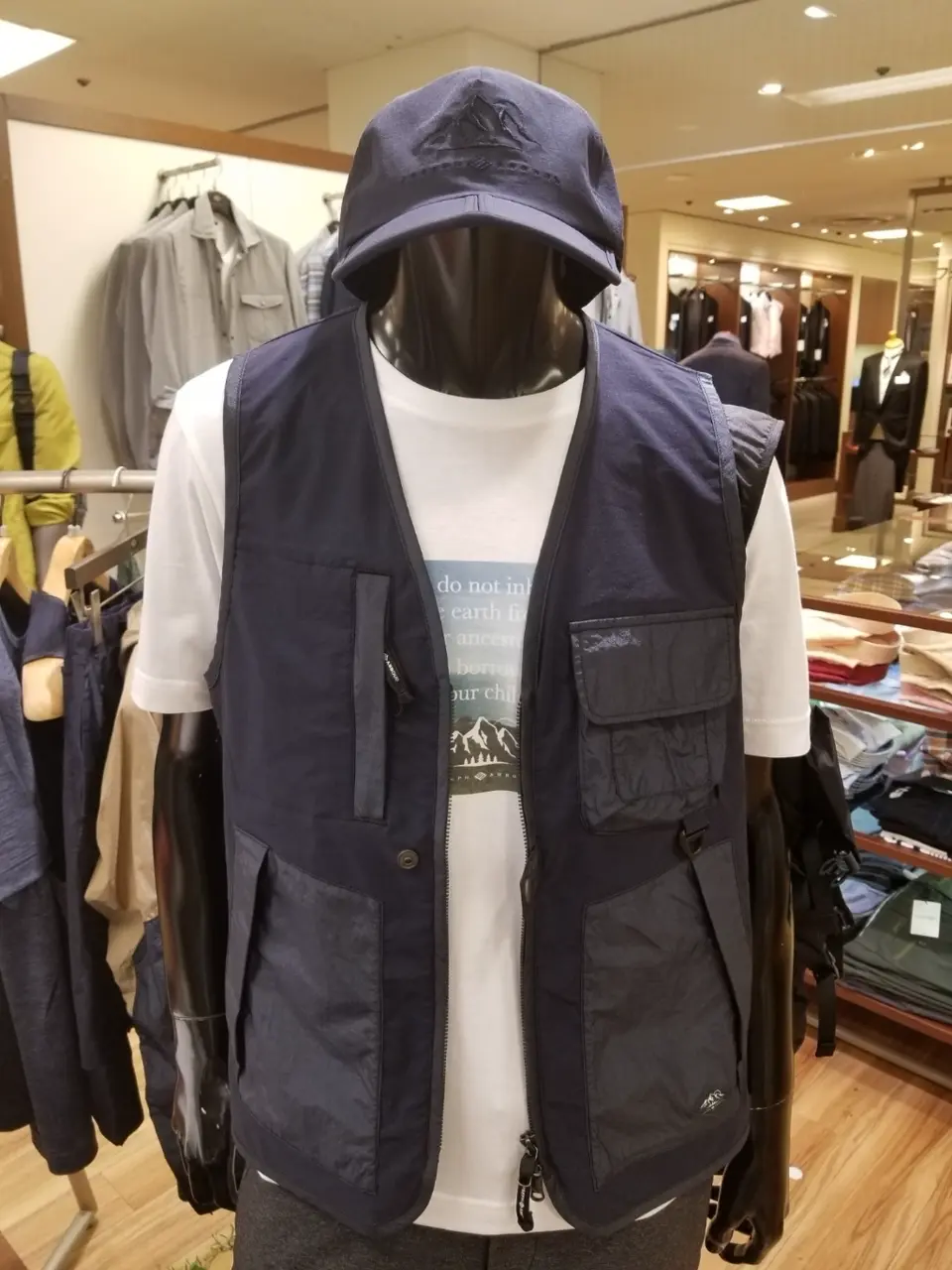 JOSEPH ABBOUD 藤川 コーディネート画像