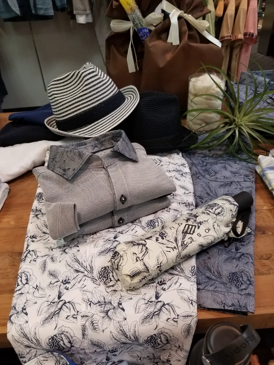 JOSEPH ABBOUD スタッフ コーディネート画像