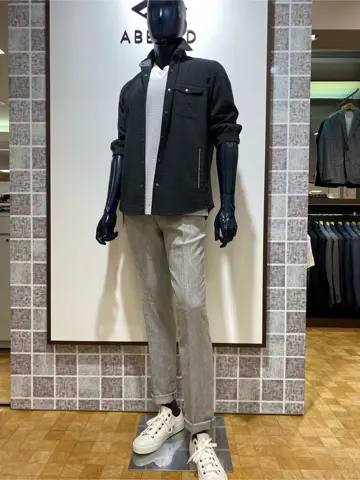 JOSEPH ABBOUD 瀬野 コーディネート画像