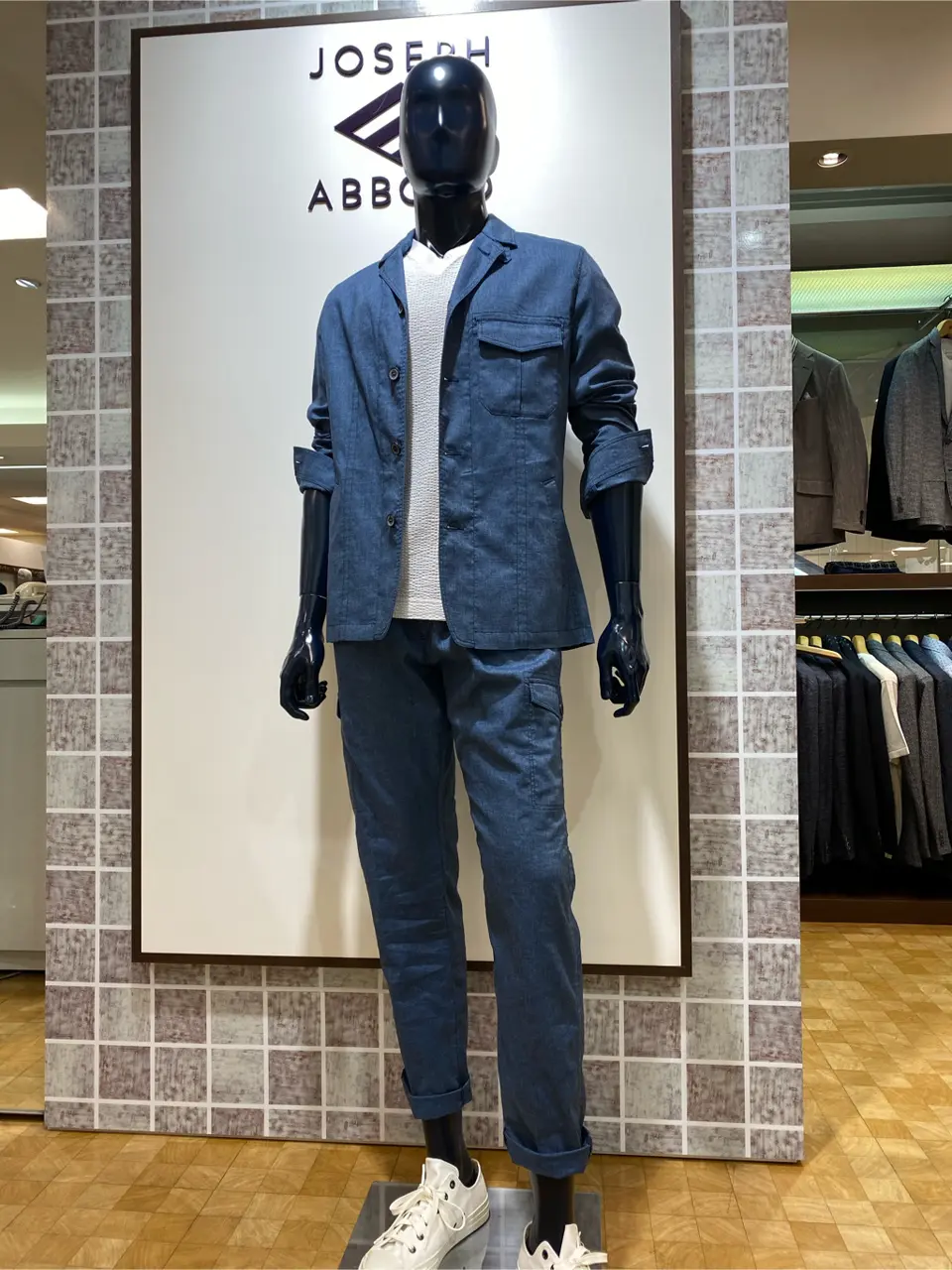 JOSEPH ABBOUD 瀬野 コーディネート画像