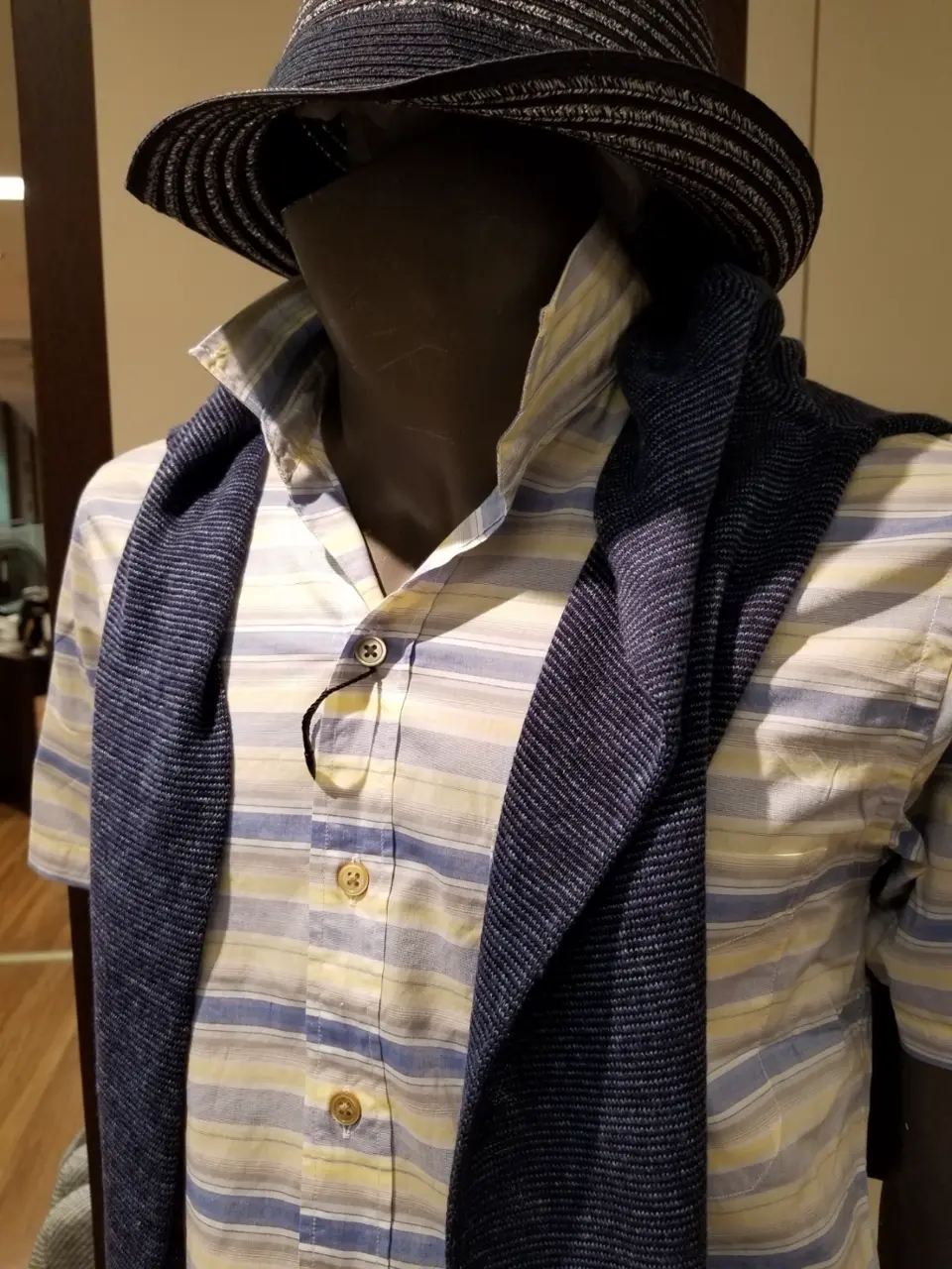 JOSEPH ABBOUD 藤川 コーディネート画像