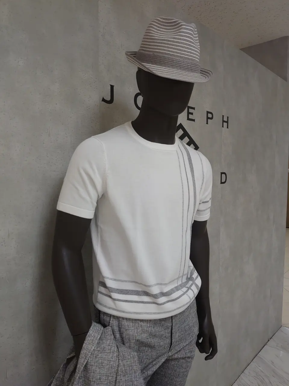 JOSEPH ABBOUD 石川 コーディネート画像