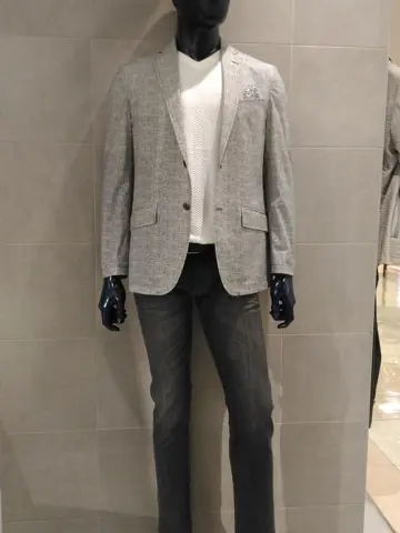 JOSEPH ABBOUD 吉川 コーディネート画像
