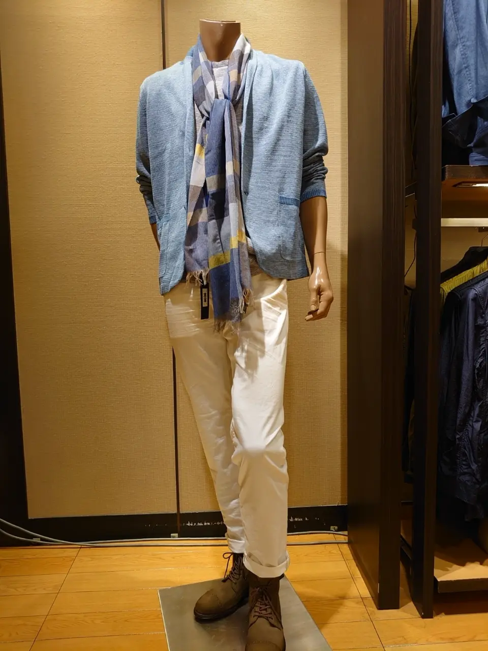  三宅 コーディネート画像