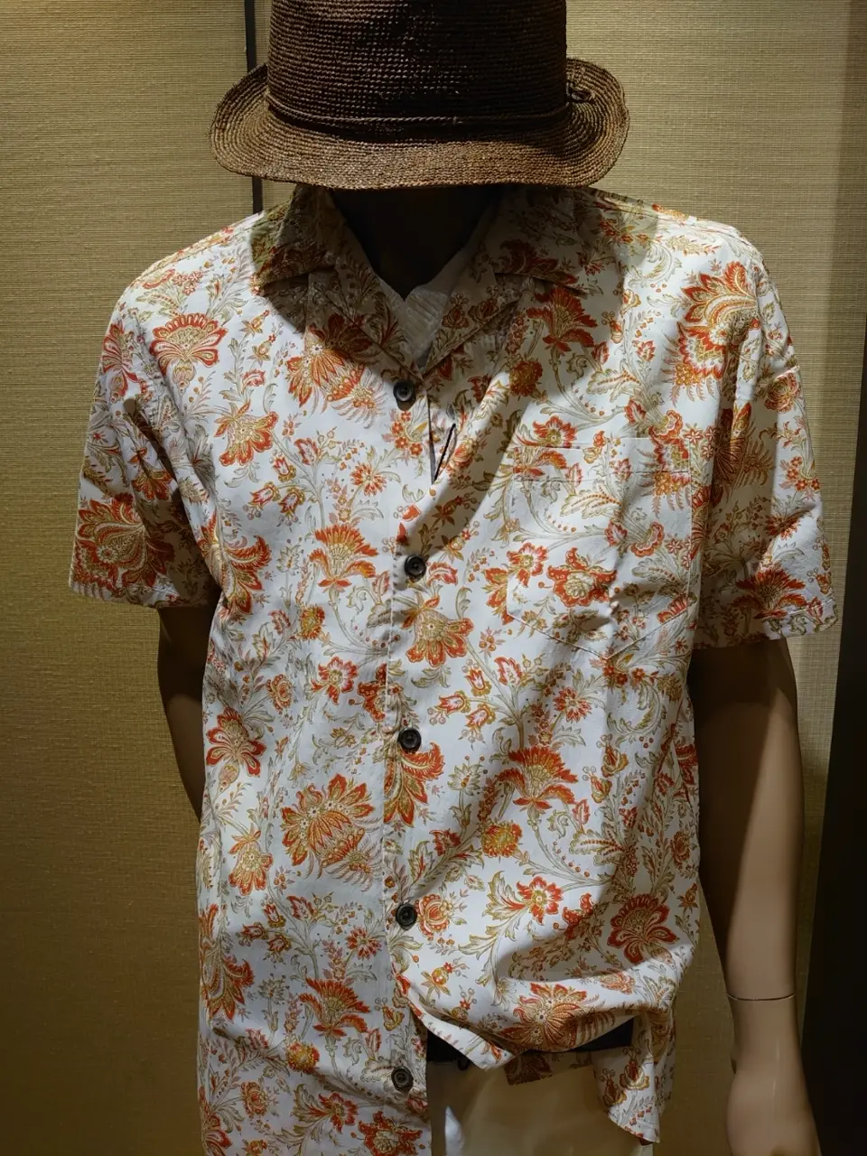 JOSEPH ABBOUD 三宅 コーディネート画像