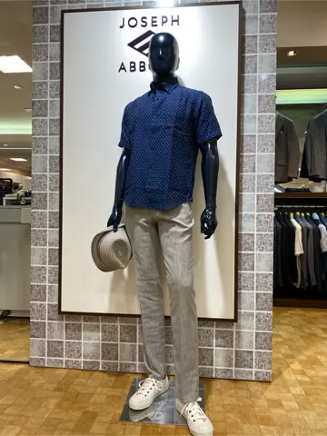 JOSEPH ABBOUD 瀬野 コーディネート画像