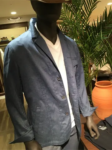 JOSEPH ABBOUD 大坪 コーディネート画像