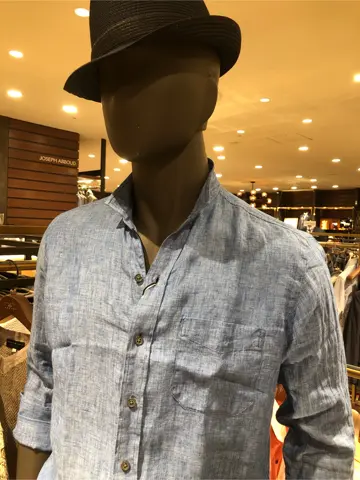 JOSEPH ABBOUD 新林 コーディネート画像