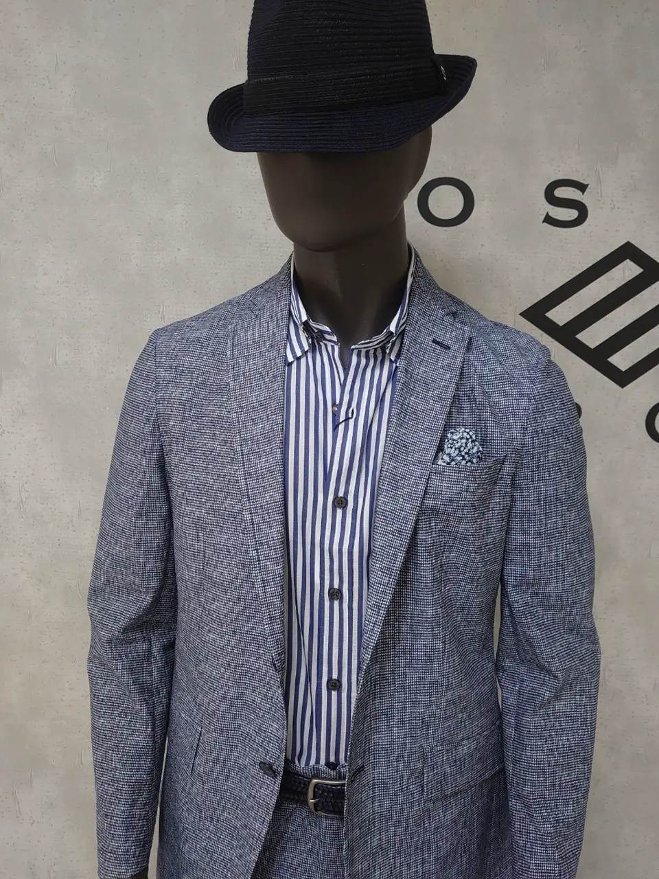 JOSEPH ABBOUD 石川 コーディネート画像