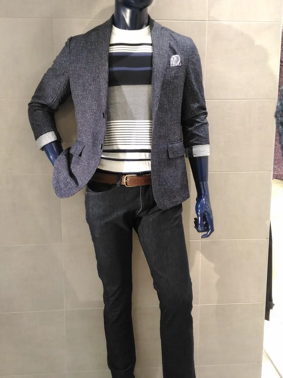 JOSEPH ABBOUD 吉川 コーディネート画像