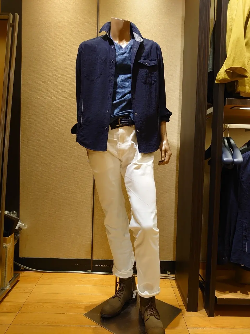  三宅 コーディネート画像