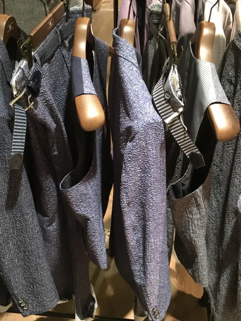 JOSEPH ABBOUD 大坪 コーディネート画像