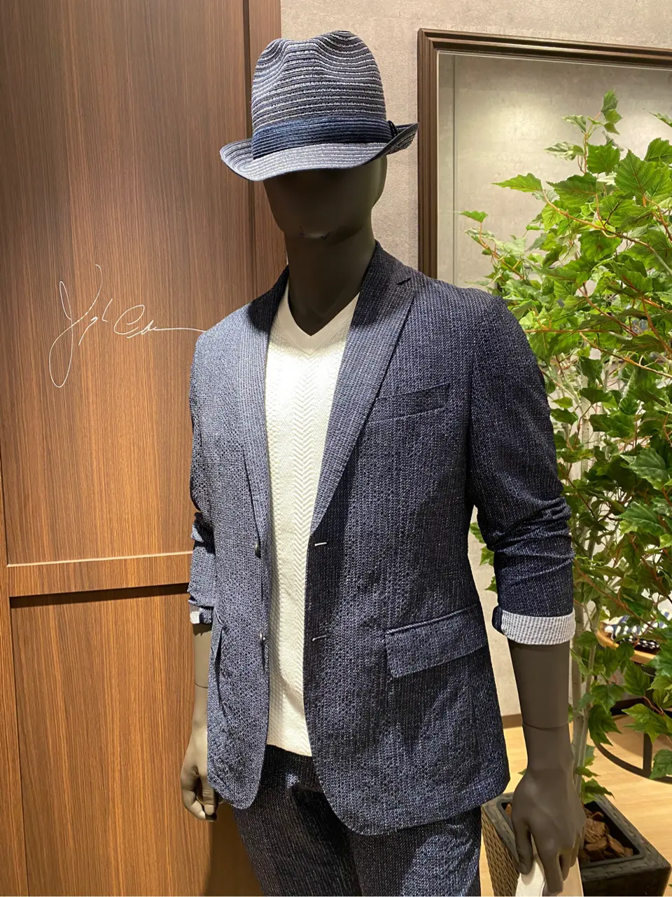 JOSEPH ABBOUD 東　 コーディネート画像