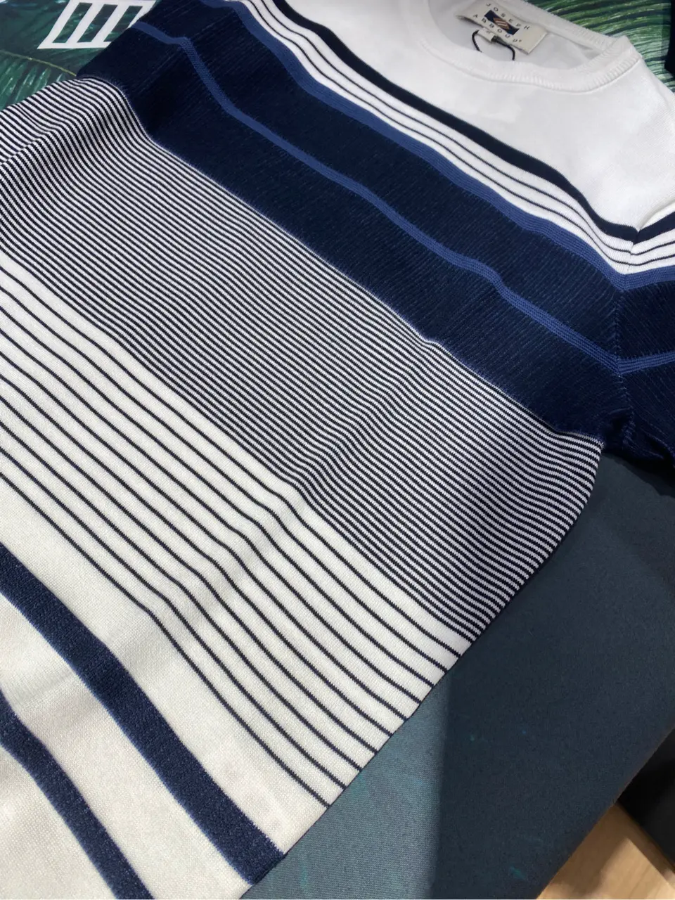 JOSEPH ABBOUD 東　 コーディネート画像