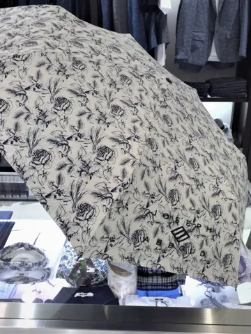 JOSEPH ABBOUD 前田 コーディネート画像