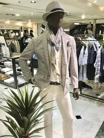 JOSEPH ABBOUD 倉田 コーディネート画像