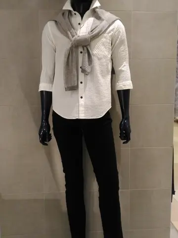 JOSEPH ABBOUD 吉川 コーディネート画像