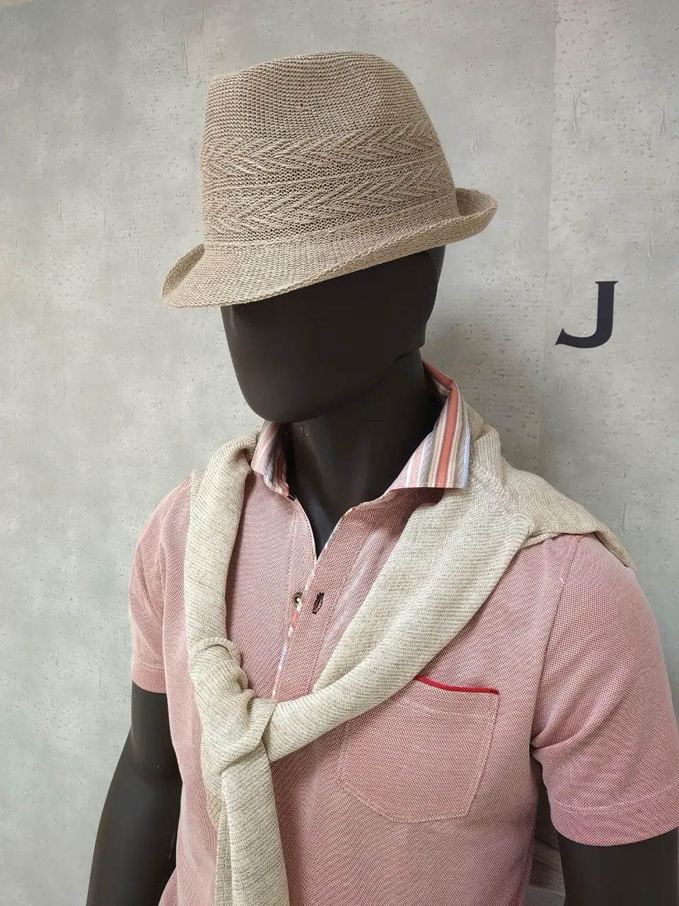 JOSEPH ABBOUD 石川 コーディネート画像