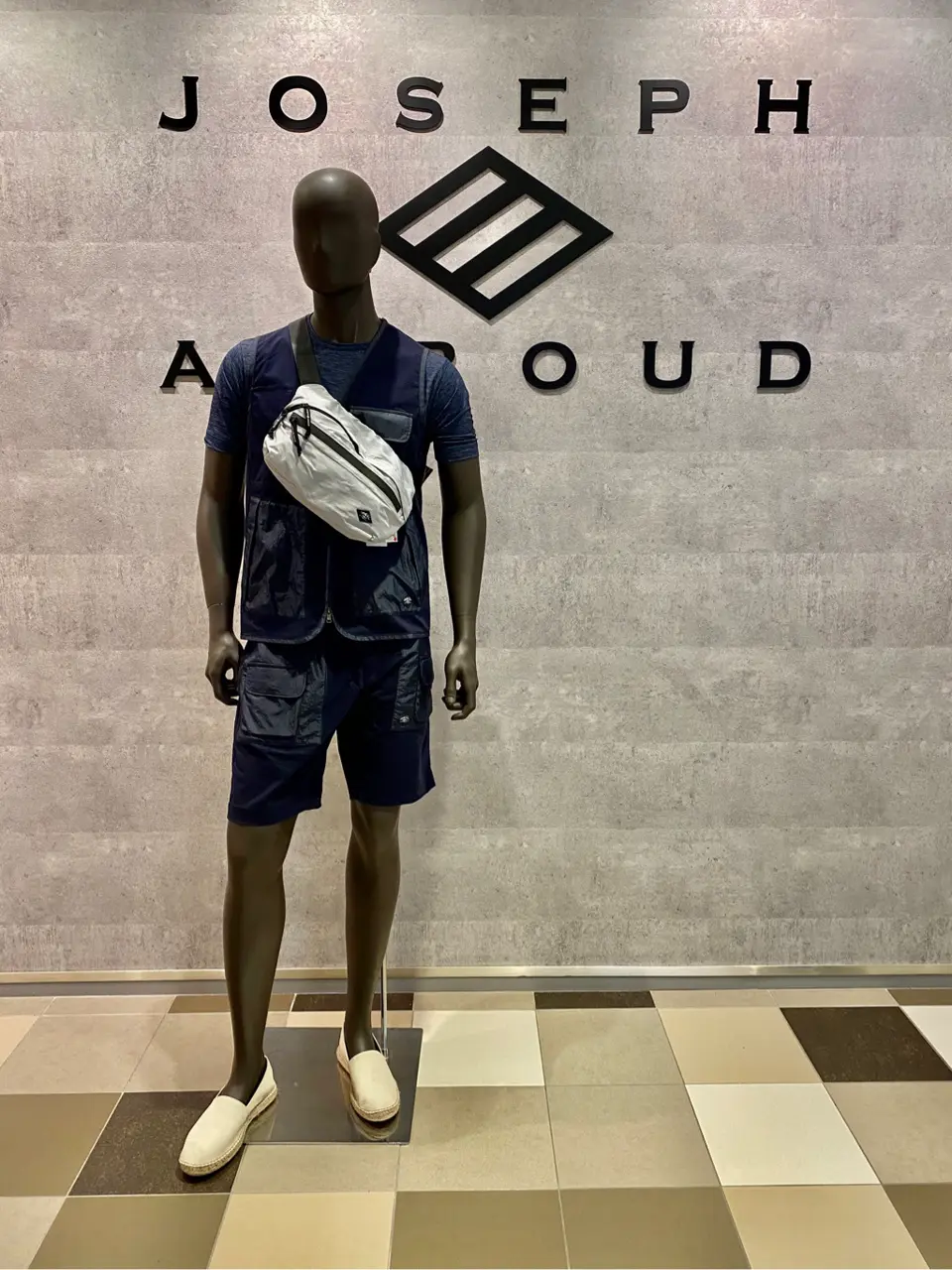  東　 コーディネート画像