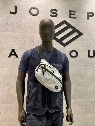 JOSEPH ABBOUD 東　 コーディネート画像