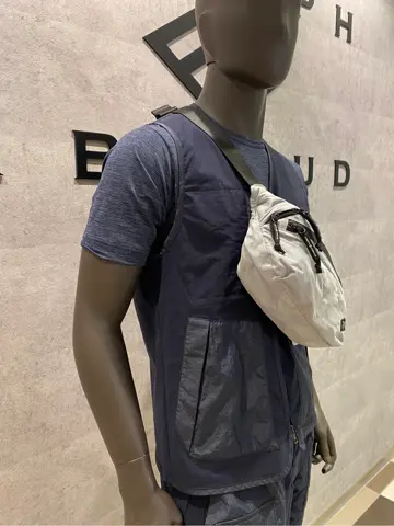 JOSEPH ABBOUD 東　 コーディネート画像