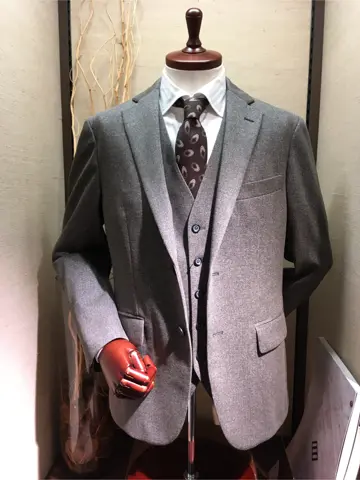 JOSEPH ABBOUD 大坪 コーディネート画像