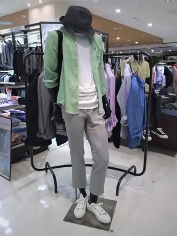 JOSEPH ABBOUD 前田 コーディネート画像