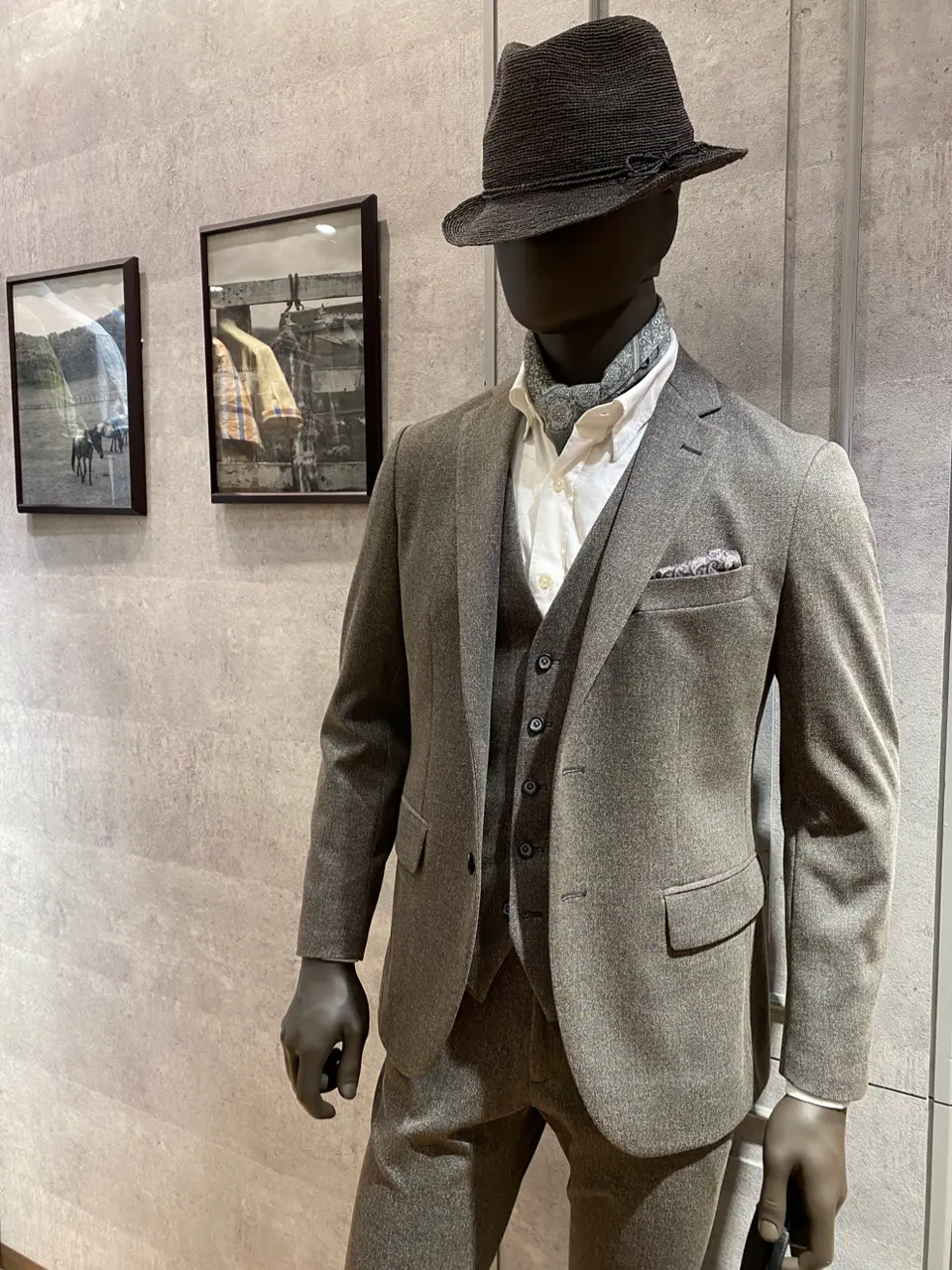  東　 コーディネート画像