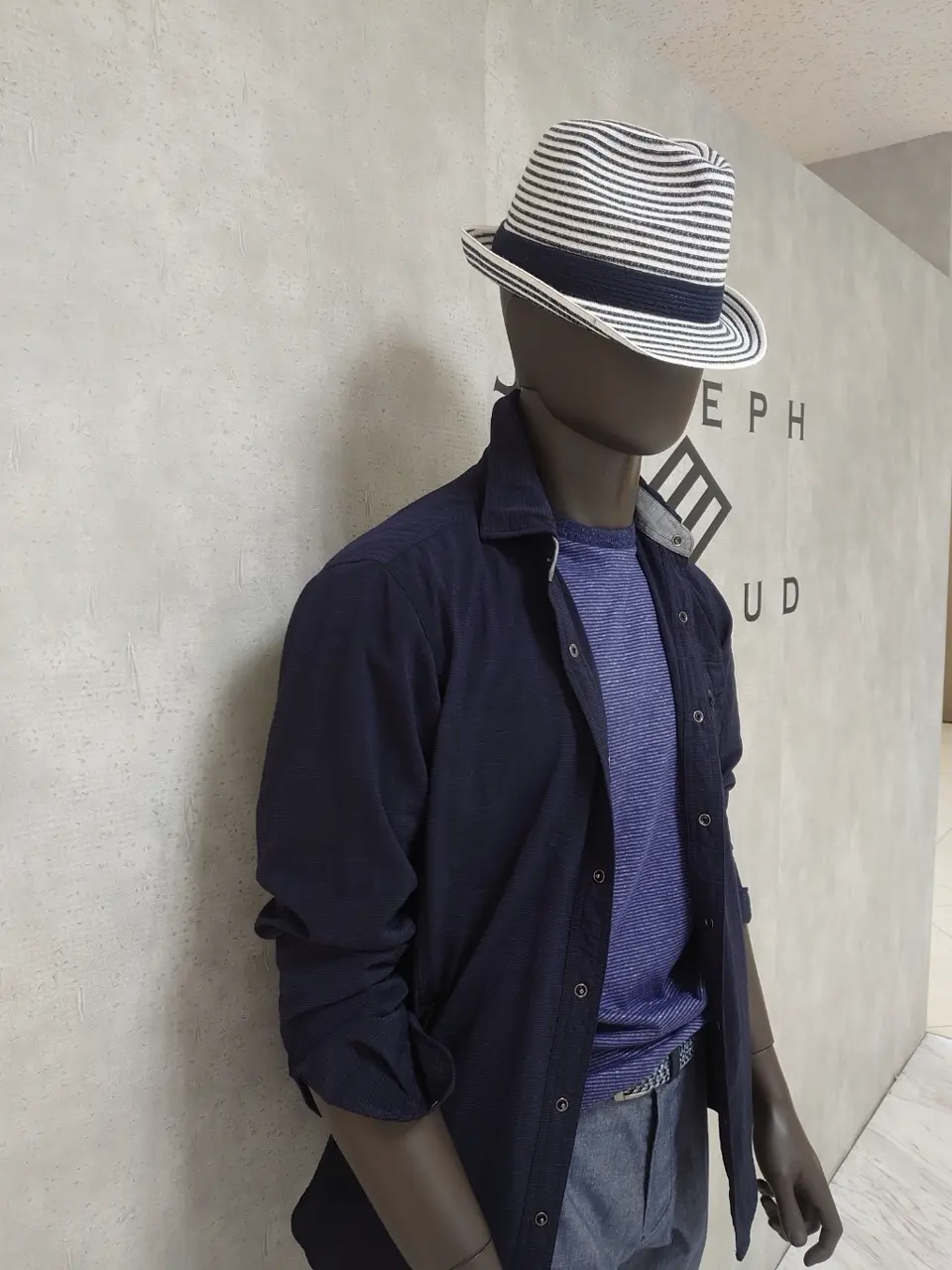 JOSEPH ABBOUD 石川 コーディネート画像