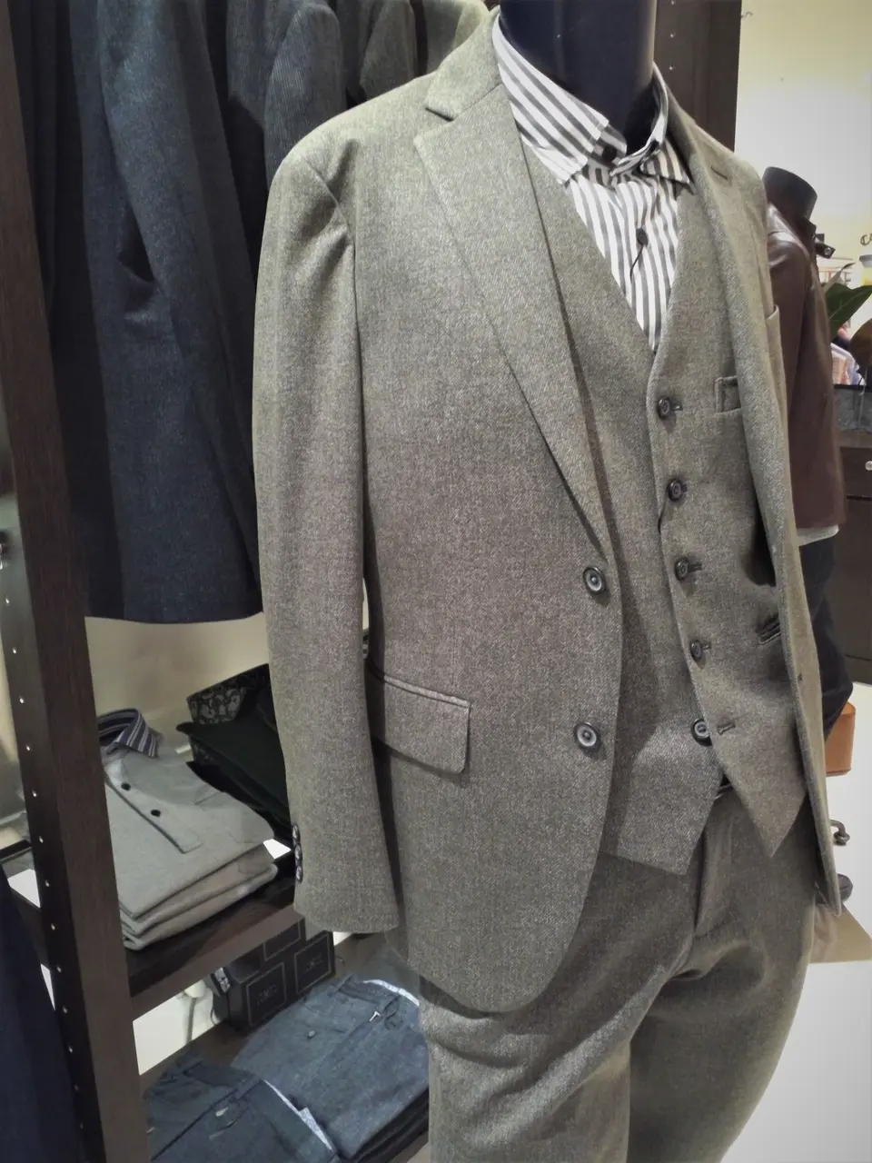 JOSEPH ABBOUD 前田 コーディネート画像