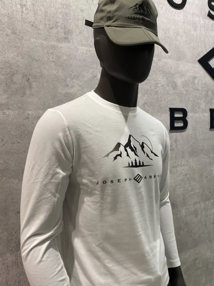 JOSEPH ABBOUD 東　 コーディネート画像