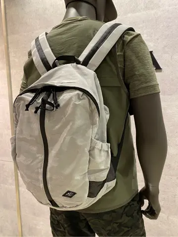 JOSEPH ABBOUD 東　 コーディネート画像