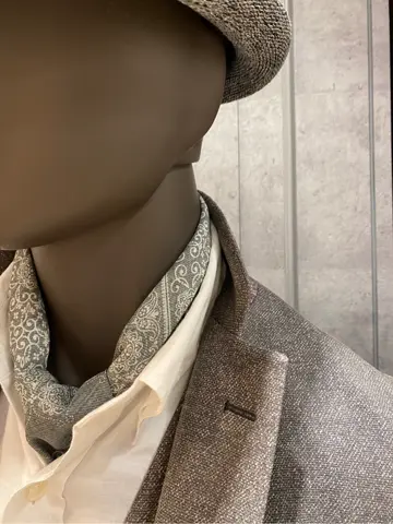 JOSEPH ABBOUD 東　 コーディネート画像