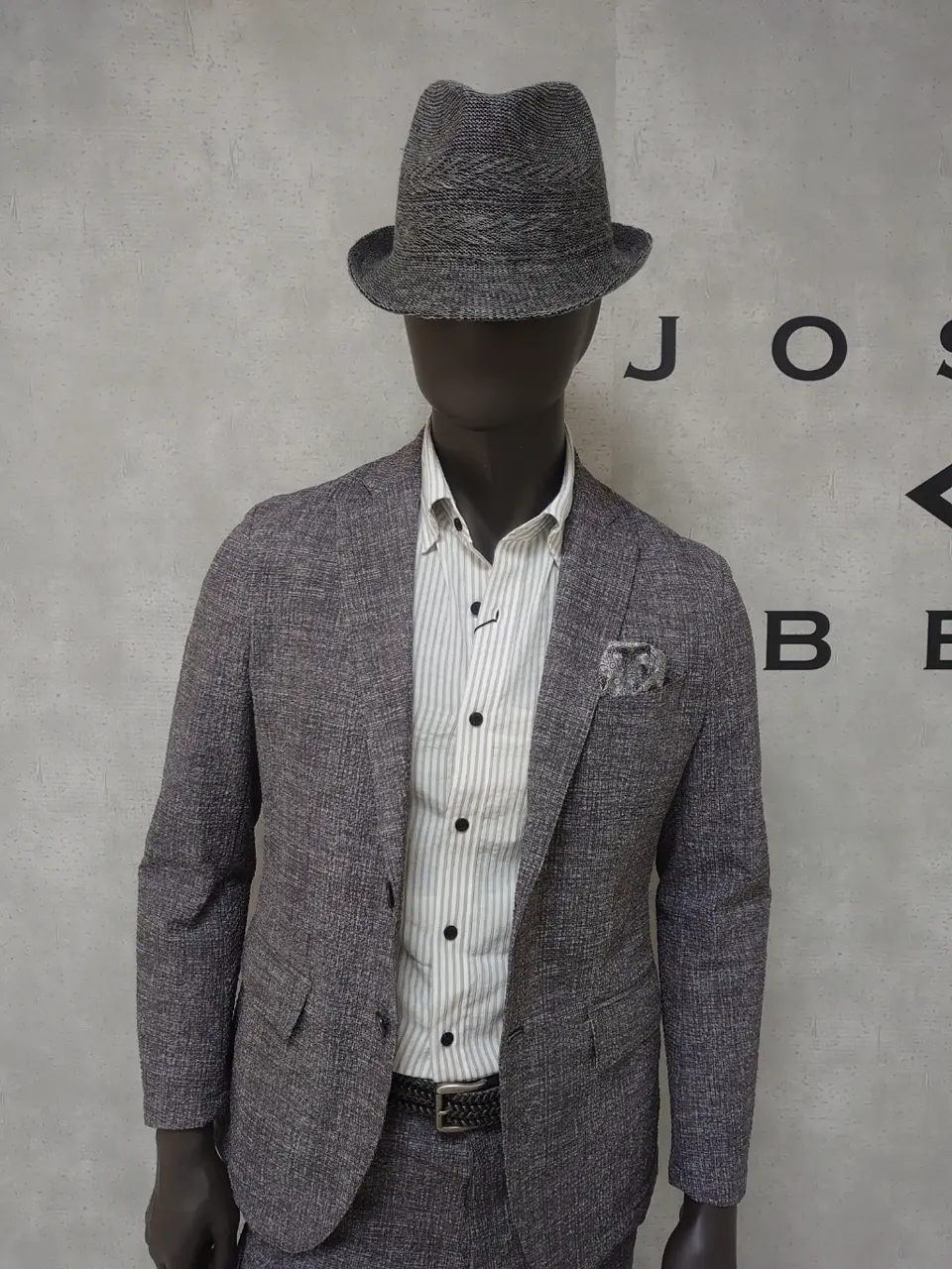 JOSEPH ABBOUD 石川 コーディネート画像