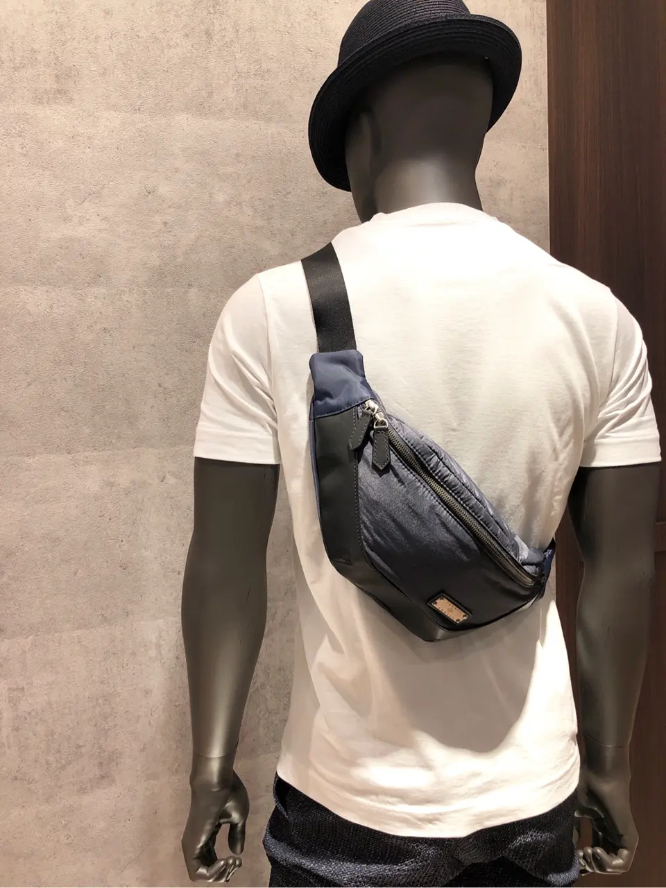 JOSEPH ABBOUD 二澤 コーディネート画像