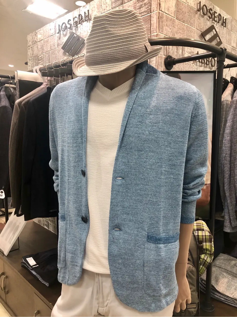 JOSEPH ABBOUD Konda コーディネート画像