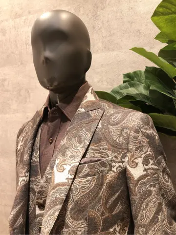 JOSEPH ABBOUD 二澤 コーディネート画像