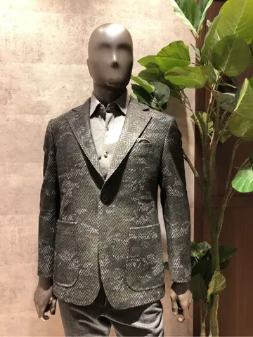 JOSEPH ABBOUD 二澤 コーディネート画像