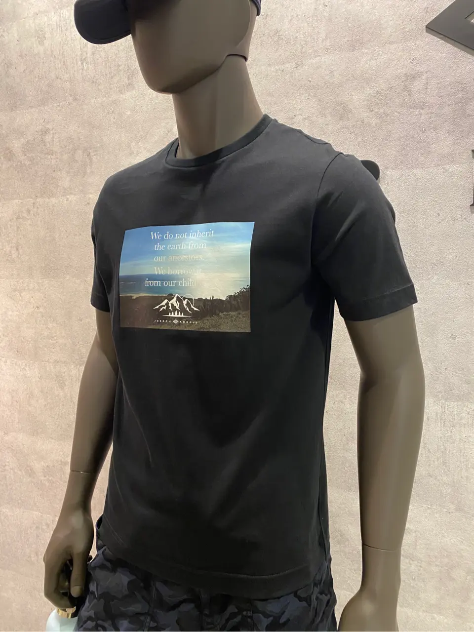 JOSEPH ABBOUD 東　 コーディネート画像