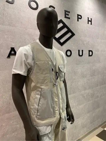 JOSEPH ABBOUD 東　 コーディネート画像